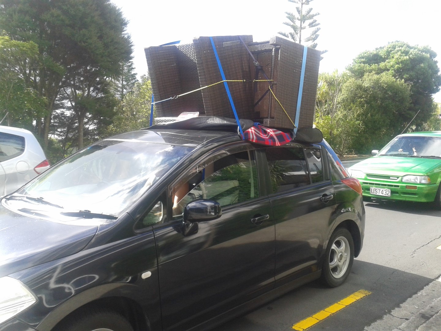 Furnishing a Home Cheaply in New Zealand: Trade Me and the Op-Shop Economy