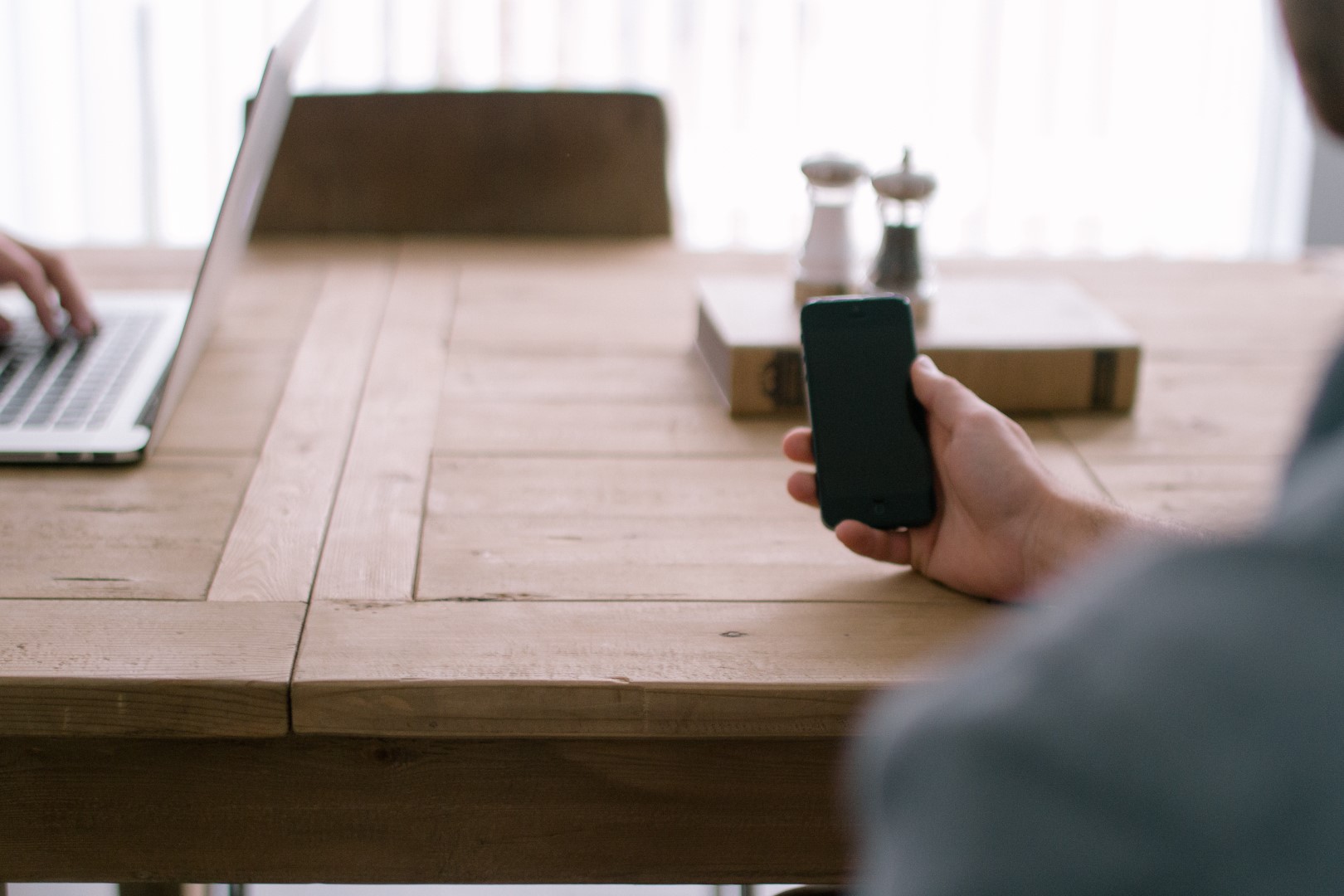 IRD Number, Bank Account and Phone in New Zealand: Setting Up in 2026